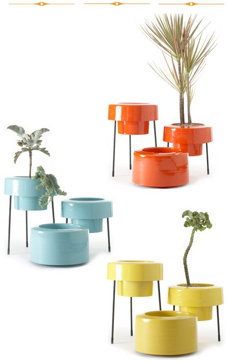 Pod Aluminum Planters mid century plant containers Modern Planters Outdoor, Mid Century Planter, Plants Growing, Modern Planters, Mid Century Modern Decor, Retro Mid Century, Outdoor Planters, Retro Home, Mid Century House