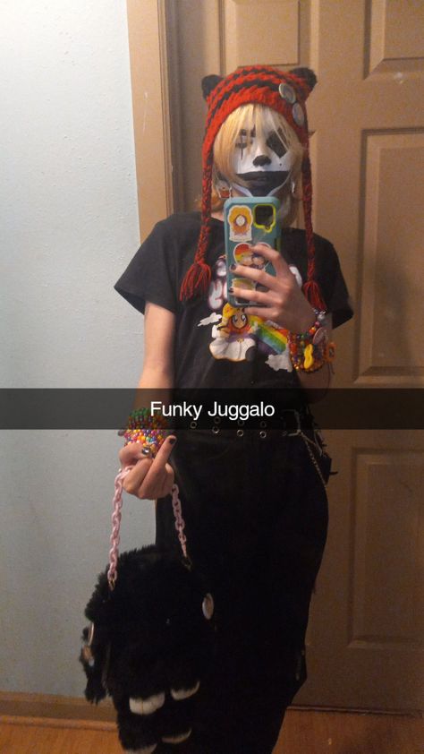 Jugallo Outfit, Icp Wallpapers Computer, Juggalo Symbol, Icp Makeup Look, Juggalo Aesthetic Outfit, Insane Clown Posse Make Up, Juggalo Hello Kitty, Icp Wallpapers Laptop, Juggalo Outfit Ideas