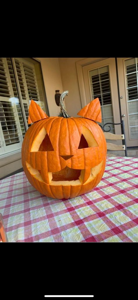 Idea For Halloween, Lantern Ideas, Cat Pumpkin, Fall Holidays, Holiday Inspiration, Samhain, Jack O, Holidays Halloween, Jack O Lantern