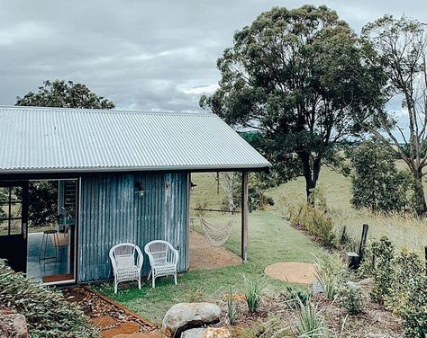 Dogtrot House, Run Down Cabin, Cabin By River, Black And White Beach House, Cabins In The Woods Near Water, Cabin Woods Bed Glampung Rustic, Cabin Middle Of Nowhere, Farmhouse Cabin, Tent Living