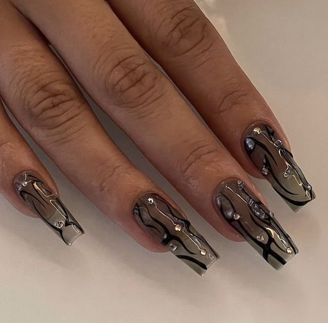 Dark Nails Inspo Aesthetic, Smokey Nails Acrylic, Clear Black Nails, Transparent Black Nails, Edgy Nails Acrylic Grunge, Subversive Nails, Sheer Black Nails, Edgy Nails Grunge, Edgy Nail Ideas