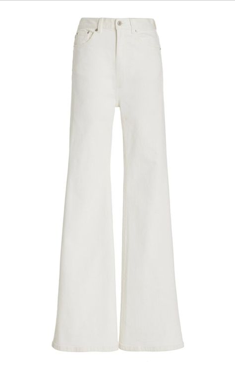 Janelle Core, Extra Long Jeans, Mean Girls Costume, White Flare Jeans, Eras Outfit, White Wide Leg Jeans, White Flared Jeans, Model Jeans, Barbie Aesthetic