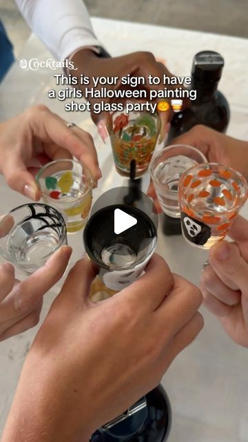 Halloween Crafts For Adults Girls Night, Halloween Sip And Paint Ideas Party, Spooky Girls Night Ideas, Spooky Crafts For Girls Night, Halloween Girls Night Crafts, Halloween Hello Shots, Halloween Girls Night Ideas, Shot Glass Painting Ideas, Halloween Shot Glasses Diy