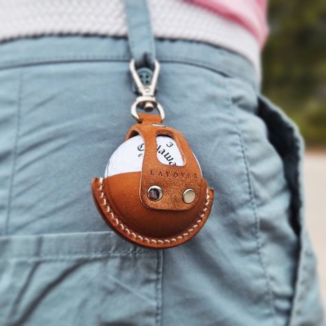 Premium Leather Golf Ball Holder 🏌‍♀️ 3 colors available. Link in Bio. #golfaccessories #golf #golfaustralia #ironcovers #australiangolfdigest #golfing #golfaddict #golfaddicts #leatherironcover #callaway #callawaygolf #AussieGolf #GolfLife #GolfCommunity #GolfGear #GolfLovers #GolfStyle #GolfFashion #GolfCourse #GolfSeason #GolfersOfInstagram #AustralianGolf #GolfProducts Golf Ball Holder, Ball Holder, Golf Digest, Callaway Golf, Golf Gear, Golf Bag, Golf Fashion, Golf Accessories, Leather Projects