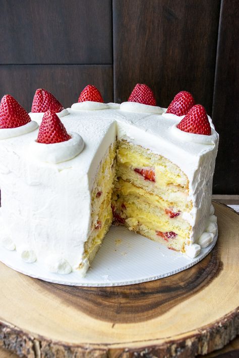 Italian Cassata Cake, Italian Cakes Birthday, Strawberry Cassata Cake Recipes, Strawberry Casada Cake, Casata Cake Recipe, Cleveland Cassata Cake Recipe, Casada Cake, Strawberry Cassata Cake, Casada Cake Recipe