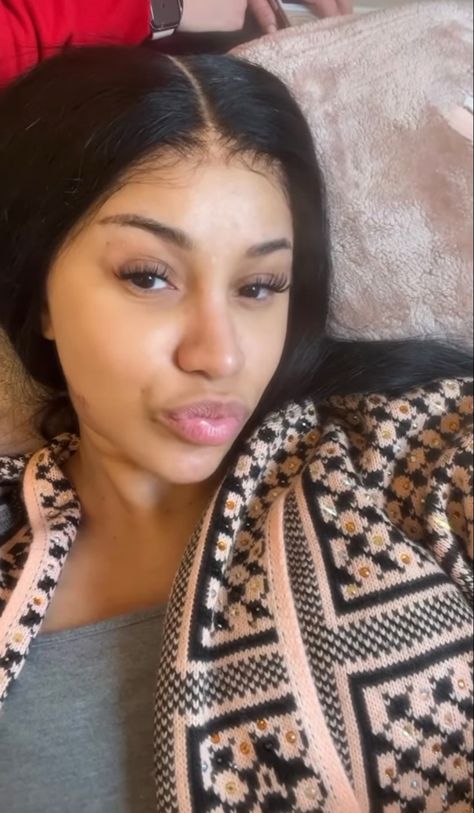 Best Cardi B Photos, Cardi B Album, Migos Rapper, Cardi B Pics, Bodak Yellow, Cardi B Photos, Cut Crease Eyeshadow, White Stilettos, Ethiopian Women