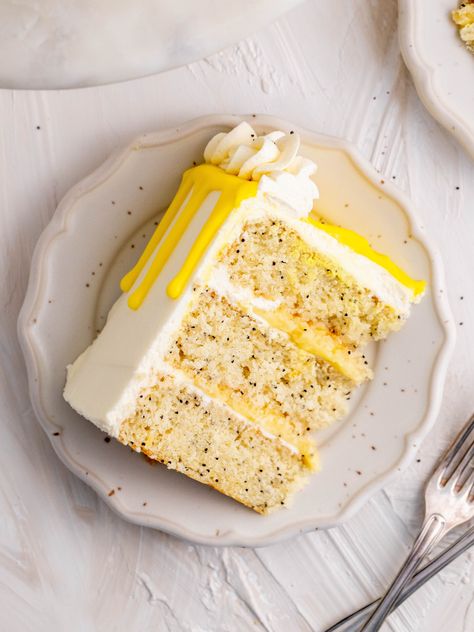 Lemon Poppy Seed Layer Cake - Julie Marie Eats Chocolate Spring Desserts, White Chocolate Layer Cake, Homemade Cake Mixes, Easy Party Desserts, Spring Recipes Dessert, Lemon Poppyseed Cake, Cold Cake, Seed Cake, Poppy Seed Cake