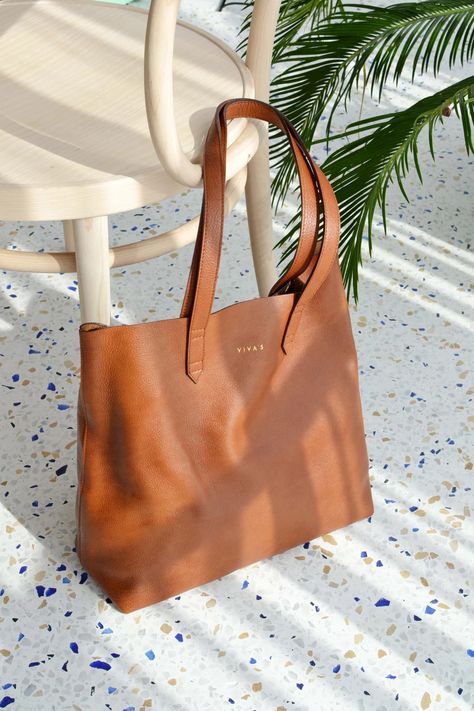 Bag Product Photography, Dark Autumn Palette, Minimal Bags, Tan Leather Tote, Photography Bags, Brown Leather Tote Bag, Autumn Palette, Lifestyle Shoot, Work Accessories