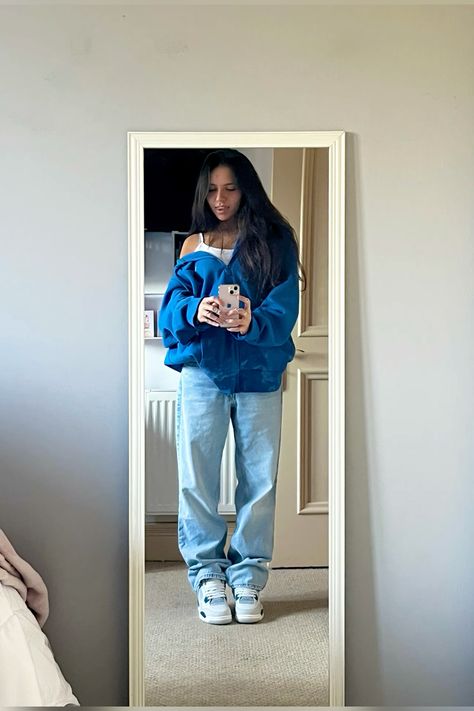 #outfits #retro4 #jordan #nike #snkr #sneakers #baggy #sneakerhead High Top Air Jordans Outfit, Outfit With Retro 4 Jordans, Craft Jordan 4 Outfit, Military Blue 4s Outfit Girl, Jordans 4s Outfits, Outfits With Blue Jordans, Military Blue 4s Outfit, Girl Jordan Outfits, How To Style Jordan 4