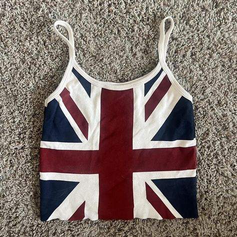 Brandy Melville British Flag Tank, Uk Flag Tank Top, Brands Like Brandy Melville, 2000s Items, La Bedroom, Tøp Aesthetic, Jack Flag, Union Jack Flag, Uk Flag