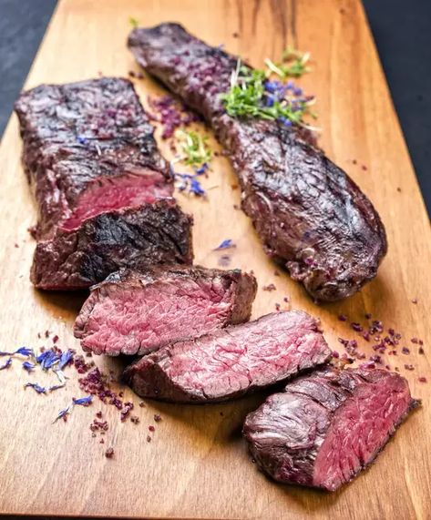 Venison Sous Vide, Sous Vide Elk Steak, Sous Vide Venison Roast, Venison Ham Recipes, Inner Loin Venison Recipes, Venison Loin Recipes, Sous Vide Venison, Deer Tenderloin Recipes, Steak Tenderloin