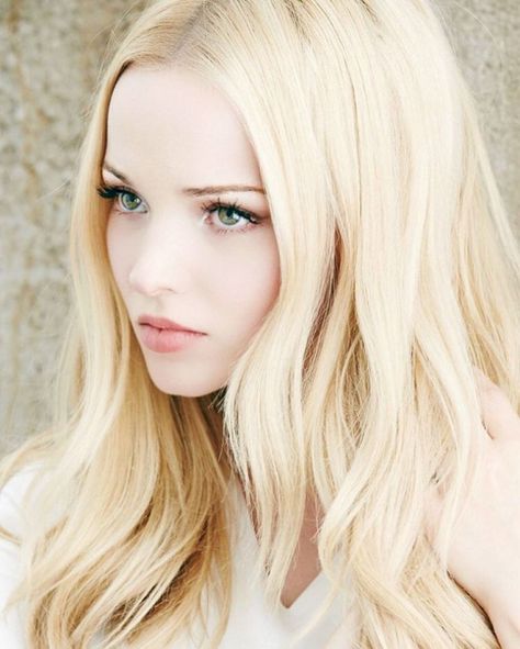 Dove Cameron Blonde Hair Pale Skin, Dove Cameron Style, Long Blonde, Dove Cameron, Long Blonde Hair, Pale Skin, 인물 사진, Beauty Face, Beautiful Eyes