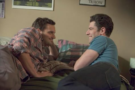 haha Nick & Schmidt. Nick And Schmidt, New Girl Cast, Jess And Nick, Max Greenfield, Nick And Jess, Jake Johnson, Tv Show Characters, Nick Miller, True American