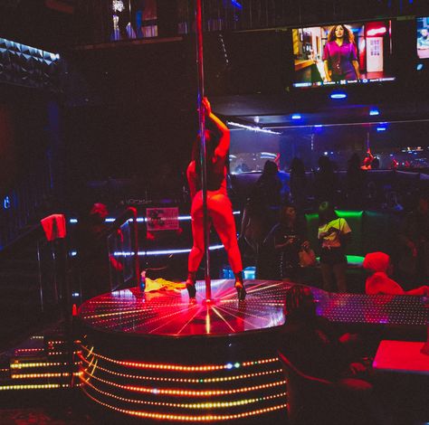 Clubbing Nightclub Aesthetic, Strip Club Aesthetic, Strip Aesthetic, Art Above Couch, Striper Outfits, Strip Clubs, Strip Bar, Concert Stage Design, Dancer Lifestyle