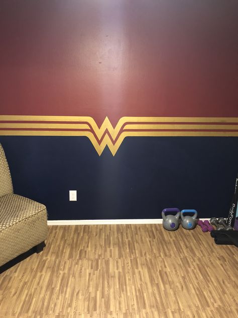 Wonder Woman Bedroom Ideas, Wonder Woman Room Ideas, Wonder Woman Decor, Woman Office Ideas, Wonder Woman Painting, Wonder Woman Decorations, Wonder Woman Quotes, Women Party Ideas, Woman Office