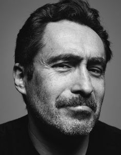 Demian Bichir Macbeth Characters, Demian Bichir, Marie Windsor, Demián Bichir, Male Portrait Poses, Studio Portrait, Hollywood Icons, Art Department, Working People