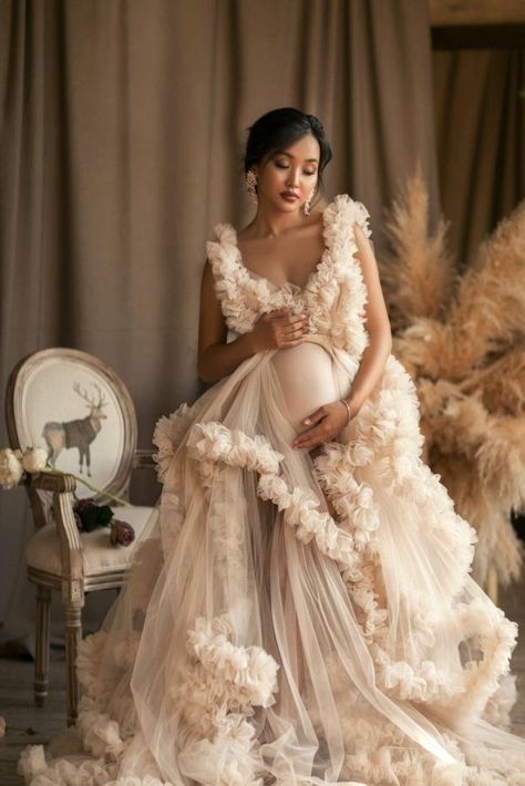 Wedding Dress For Pregnant Bride, Maternity Gowns For Photoshoot, Dress For Photoshoot, Pregnant Bride, Long Sleeve Maternity Dress, Maternity Photoshoot Outfits, Boho Maternity, Maternity Photoshoot Poses, Pregnant Wedding