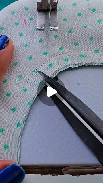 Jass Designer on Instagram: "✨Sewing Tips And Tricks✨ Neck Vs Me . #Sewing #Stitching #Trending #Reel #Jassdesigner #Costura" Learn Stitching Clothes, Stitching Tips And Tricks, Piping Techniques Sewing Neckline, How To Sew A Neckline, Neck Stitching Designs, Stitching Tips Sewing Hacks, Sewing Tips And Tricks Videos, Sewing Tricks Hacks, Sewing Hacks Clothes