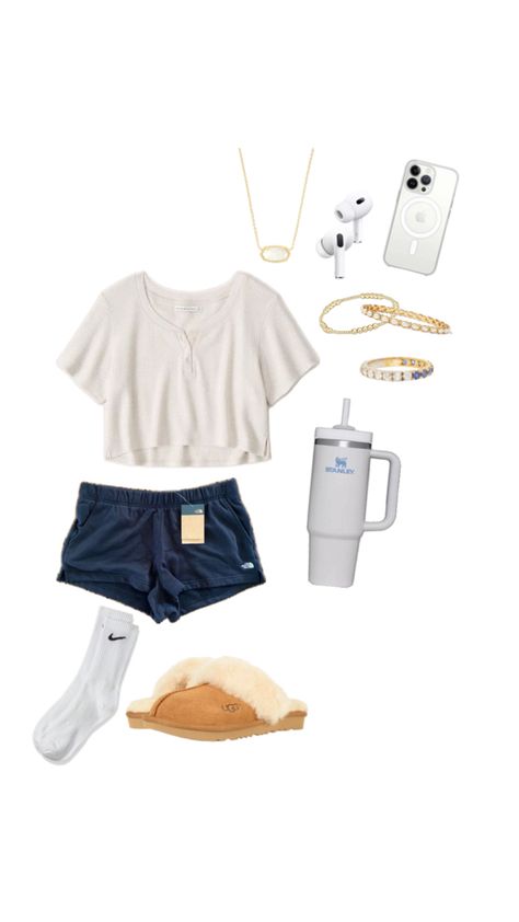 Road Trip Outfit Summer Casual Comfy, Car Ride Outfit, Road Trip Outfit Summer, Trip Outfit Summer, Comfy Workout Outfits, Road Trip Outfit, Trip Outfits, Casual Preppy Outfits, Comfy Outfit