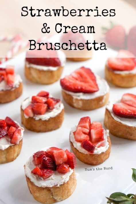 Rhubarb Desserts Recipes, Bruschetta Appetizer, Quick Appetizer, Valentines Breakfast, Strawberry Breakfast, Valentines Baking, Bruschetta Recipe, Tea Party Food, Quick Appetizers