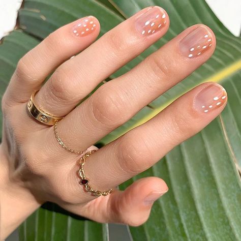 Hand-painted Fawn Print Nail Art #bambi Chain rings by @doublemossjewelry Product Breakdow Nail Piercing, Different Nail Designs, Minimalist Nail Art, Instagram Nails, Gradient Nails, Rainbow Nails, Simple Nail Designs, Hot Nails, Minimalist Nails