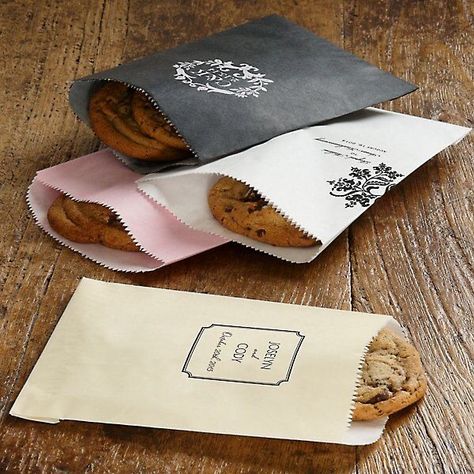 Brownie Packaging, Bakery Packaging Design, Bake Sale Packaging, Personalized Confetti, Coffee Shop Business, Bakery Design Interior, Donut Bar, Bread Shop, Baking Packaging