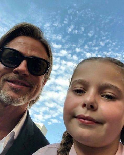 Brad Pitt News, Brad Pitt Pictures, Leonardo Dicaprio Girlfriend, Brad Pitt Photos, Jolie Pitt, Taylor Kinney, Doctor Picture, Instagram Selfie, Peaky Blinders