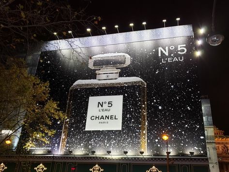 Paris billboard pic by jakileo. Perfume Billboard, Chanel Billboard, Celebration Aesthetic, Fragrance Store, Luxury Photography, Perfume Ad, Billboard Design, Chanel No 5, Graphic Inspiration