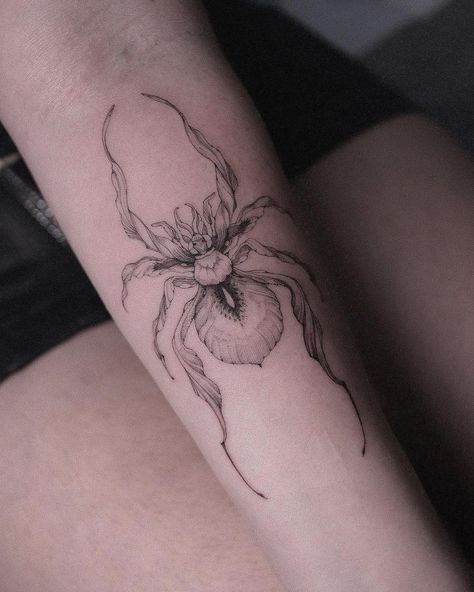 Spider Shin Tattoo, Inverted Flower Tattoo, Spider With Flowers Tattoo, Bug Hip Tattoo, Spider Orchid Tattoo, Abstract Spider Tattoo, Floral Spider Tattoo, Spider Tattoo Sleeve, Flower Spider Tattoo