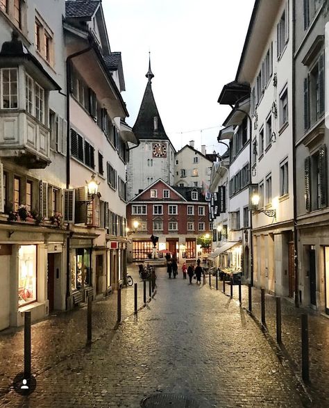 Neumarkt, Zurich Zurich Switzerland Photography, Zurich Aesthetic, Zurich White, Zurich Map, Things To Do In Zurich, Zurich Old Town, Pretty Streets, Switzerland Aesthetic, Switzerland Winter