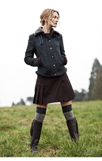 Really wild clothing co. Irish Fashion Women, British Clothing Brands, High Knee Socks Outfit, 1940s Looks, Outrageous Fashion, Ladies Jackets, Models To Draw, Irish Fashion, Kilt Skirt