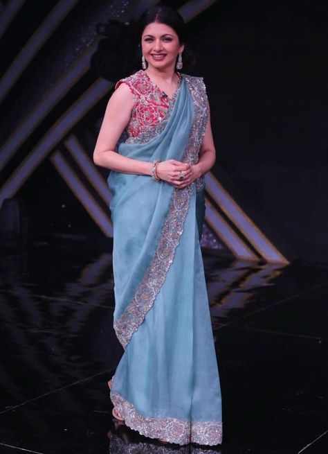 bhagyashree in a blue saree by mrunalini rao Anjana Om Kashyap, Blue Organza Saree, Net Saree Designs, Dresses Lehenga, Mrunalini Rao, Elegant Sarees, Zardozi Work, Blue Organza, Saree Fashion