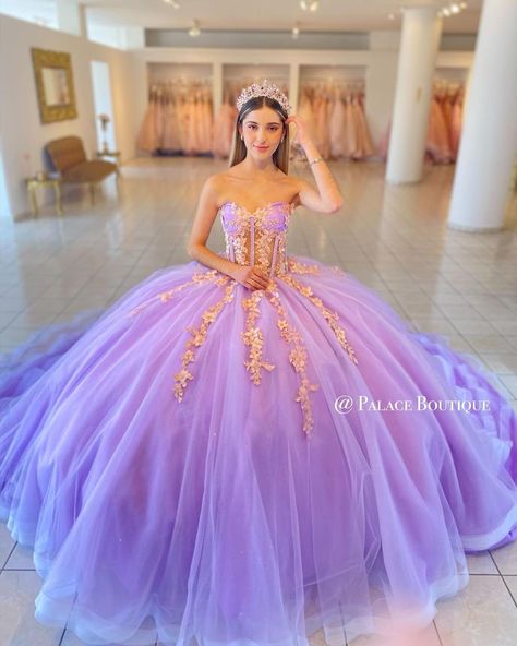 XV💜💜💜 Light Purple Quinceanera Theme Dresses, Purple Xv Dresses, Rapunzel Quinceanera Dress, Tangled Quinceanera Dress, Tangled Quince, Purple Quince Dress, Gold Quince Dress, Purple Quinceanera Theme, Xv Dresses