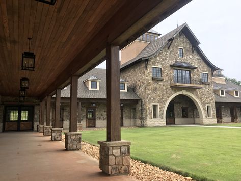 Indoor Arena Exterior, Italian Horse Stable, Luxury Stables Exterior, Luxury Horse Stables Exterior, Old Money Stables, Fancy Horse Stables, Stables Exterior, Carrington Manor, Luxury Stables