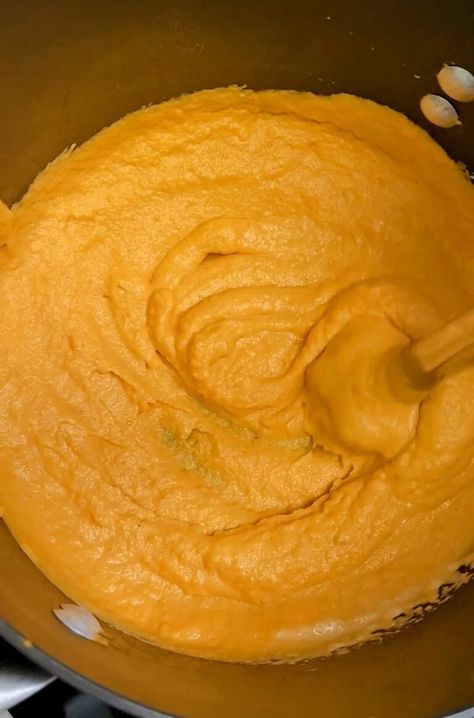 Pureed Carrots Recipes, Carrot Puree Side Dishes, Carrot Puree Recipes, Cream Carrots, Creamed Carrots, Toad Wizard, Basil Puree, Carrot Butter, White Bean Puree