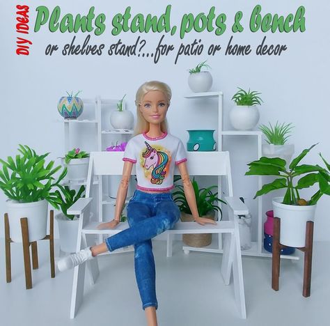 Easy ideas for plants stand, pots and bench for your dollhouse. Dollhouse Patio Ideas, Barbie Furniture Plans, The Orchid Dollhouse Ideas, Diy Barbie House From Cube Shelf, Diy Barbie House Cube Shelf, Doll House Plant Stand, Miniature Plants Diy Doll Houses, Barbie Diy Accessories, Barbie House Furniture