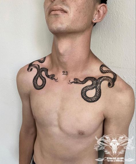 Snake Tattoo Chest For Men, Snake Chest Tattoo, Vampire Tattoo Designs, Berserk Tattoo, Collar Bone Tattoo For Men, Collar Tattoo, Tattoo Mafia, Rib Tattoos For Guys, Clavicle Tattoo