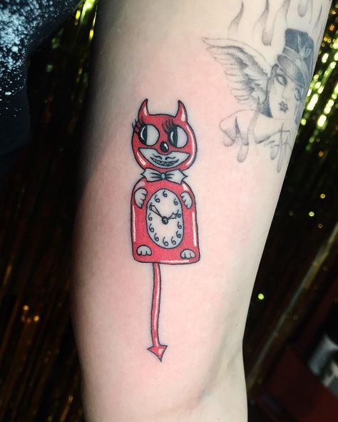 @lollipoptattoos shared a photo on Instagram: “Devil clock for Hailey! Happy birthday!!! Done @valentinestattoo #valentinestattooseattle #tattoo #thedevil #gettingswole #liftingweights…” • Mar 26, 2018 at 4:50pm UTC Tattoos With Meaning, Tatting, A Photo, Happy Birthday, Clock, Valentines, Tattoos, Birthday, On Instagram