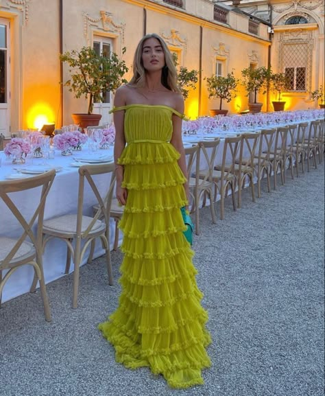 Sofia Richie Wedding Guests, Catholic Wedding Guest Outfit, Tuscan Wedding Dress Guest, Greece Wedding Guest Dress, Bali Wedding Guest Outfit, Italian Wedding Outfit, Italy Wedding Guest Dress, Greece Wedding Guest Outfit, Mexico Wedding Guest Dress