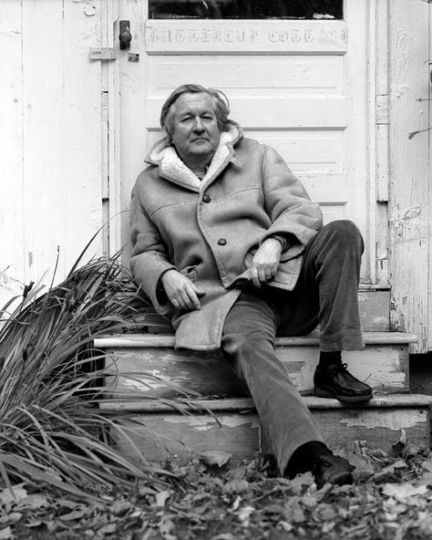 William Styron is THE POET. Having wine with friends who inspire? Here's a talking point. www.knownmerchant.com Patrick Modiano, Gerald Durrell, Evelyn Waugh, Margaret Mitchell, Thomas Paine, Truman Capote, John Steinbeck, Henry Miller, John Keats