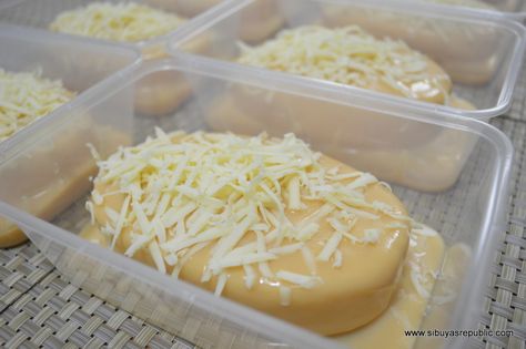 Photo credit: Sibuyas Republic Okoy Recipe, Yema Cake Recipe, Yema Cake, Filipino Dessert Recipes, Filipino Desserts, Cake Business, Bakery Business, Filipino Recipes, Cake Ingredients