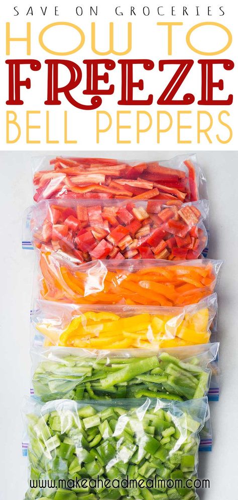 Learn how to save money on groceries by freezing bell peppers!  Super easy, and helps with meal prep as well! #freezer #freezertips #bellpeppers #peppers #freezerfriendly Freeze Bell Peppers, Freezing Food Guide, Freezing Bell Peppers, Freezing Vegetables, Pepper Recipes, Freezable Meals, Bell Pepper Recipes, Freezer Meal Prep, Low Carb Snack