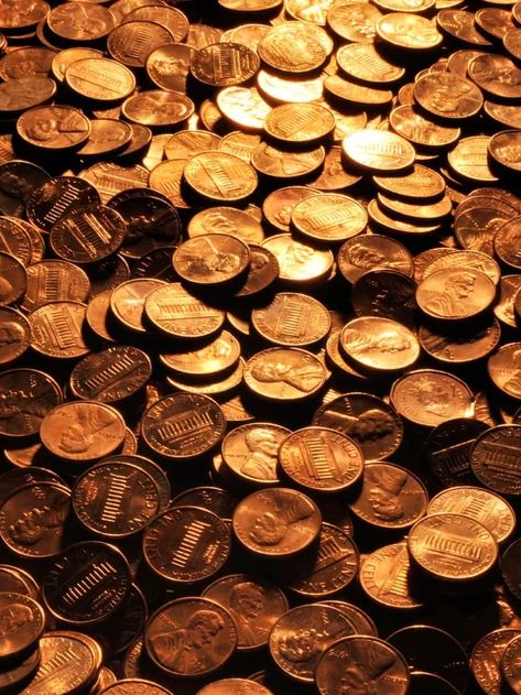 16 Rare Pennies of the Twentieth Century - Damia Global Services Private Limited Wheat Penny Value, Old Pennies Worth Money, Pennies Worth Money, Rare Pennies, Penny Values, Valuable Pennies, Old Coins Worth Money, Copper Rose Gold, Rare Coins Worth Money