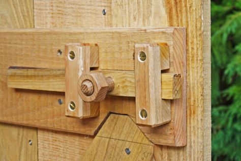 Shed Doors - From Traditional To Advanced Shed Door Lock Ideas, Dyi Shed, Shed Security, Shed Frame, Barn Door Locks, Shed Door, Door Types, Door Handles And Locks, Build Your Own Shed