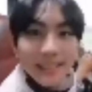 Enhypen Cursed Edits, Enhypen Cursed Icons, Jungwon Random Photo, Funny Jungwon Pics, Jungwon Cursed, Bald Jungwon, Jungwon Funny Face, Cursed Enhypen Images, Jungwon Funny Pics