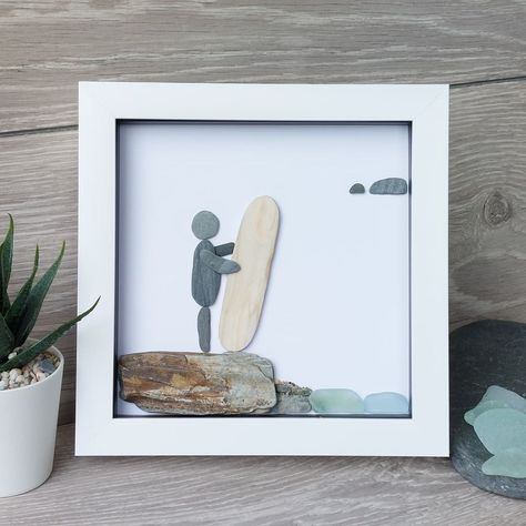 Beach Rocks Crafts, Buoys Art, Sea Inspired Art, Beachcombing Finds, Beach Rock Art, Stone Pictures Pebble Art, Sea Glass Art Projects, Sky Art Painting, House Crafts