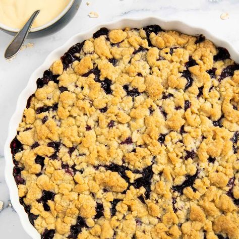 Swedish Pie Recipes, Swedish Blueberry Pie, Swedish Apple Pie, Swedish Treats, Blueberry Crumble Pie, Oatmeal Crumble Topping, Crumble Pie, Roasted Fennel, Raspberry Pie