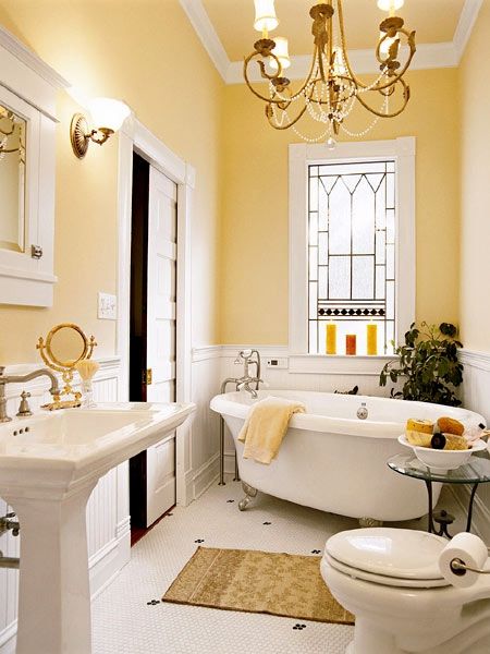 Design Interior Baie, Country Bathroom Designs, Makeover Kamar Mandi, Yellow Bathroom Decor, French Country Bathroom, Yellow Bathroom, Bright Bathroom, Office Color, Country Bathroom