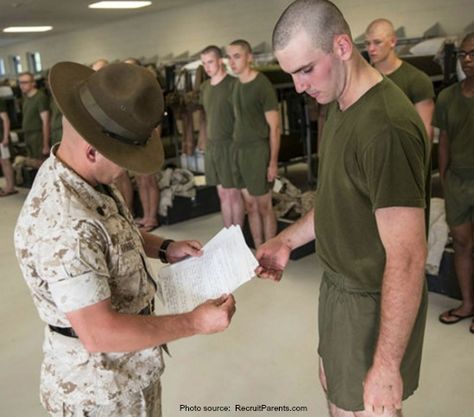 Tips on Writing Letters to Your Recruit During Boot Camp Marine Letters Ideas Boot Camp, Boot Camp Letter Ideas, Bootcamp Letter Ideas, Boot Camp Quotes, Basic Training Letters, Marine Corps Mom, Military Letters, Camp Letters, Basic Military Training