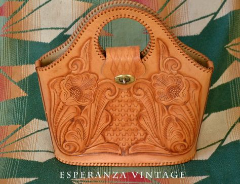 Vintage Mexican Tooled Leather Bag Vintage Tooled Leather Purse, Tooled Leather Handbags, Tooled Leather Bag, Tooled Leather Purse, Colorful Handbags, Boho Hippie Chic, Beautiful Handbags, Hand Tooled Leather, Vintage Tools